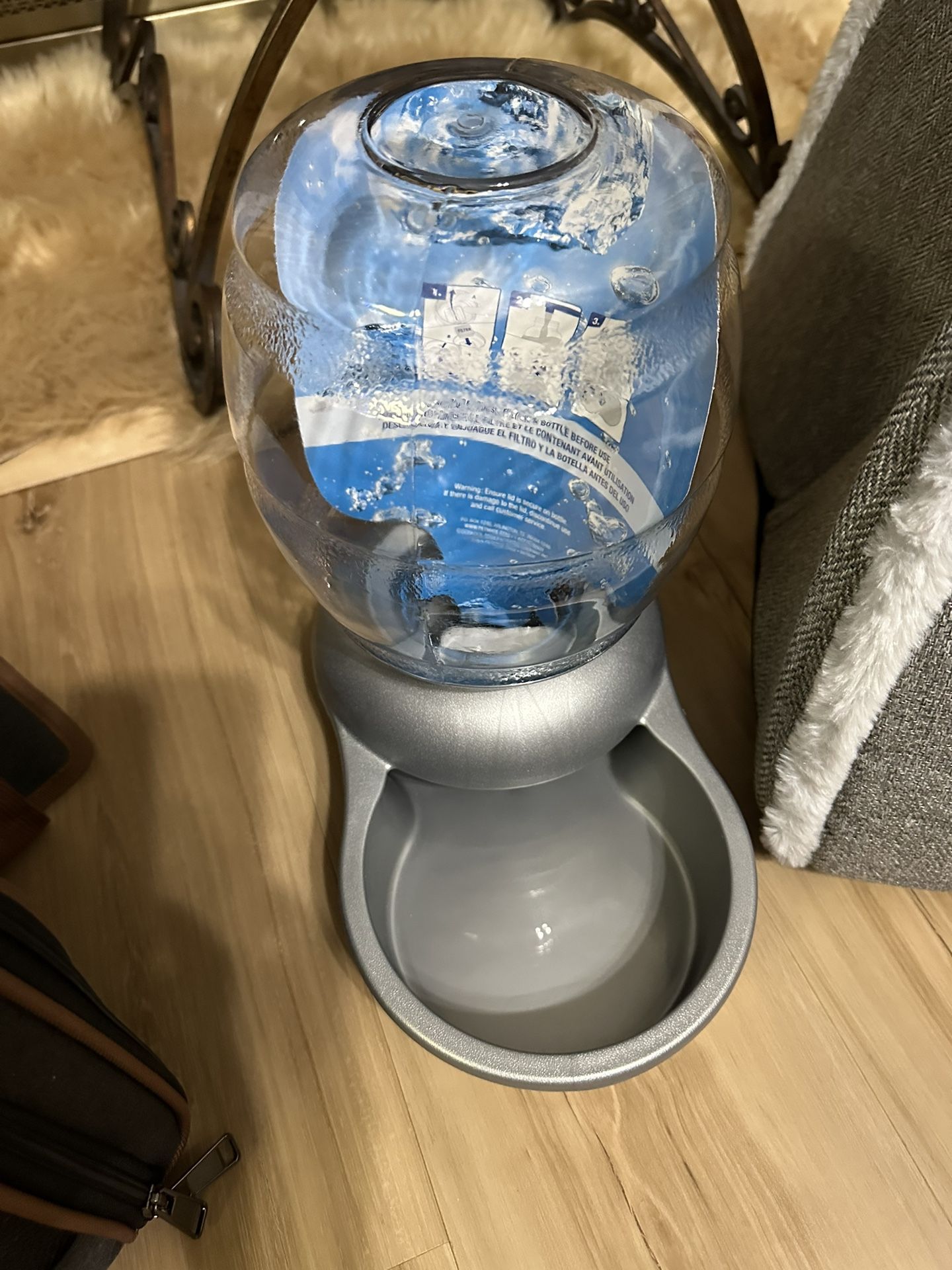 new stuff for cat or small dogcarry on 30 food storage 10