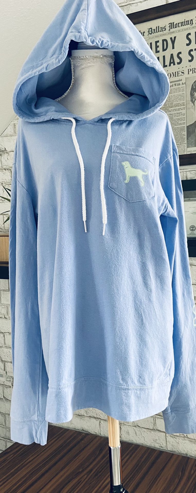 Victorias Secret Hoodie T-Shirt