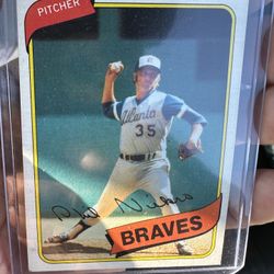 Baseball Card Phill Niekro. 