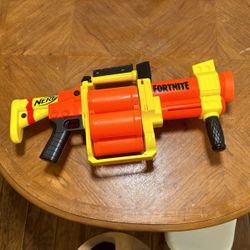 Nerf fortnite grenade launcher 