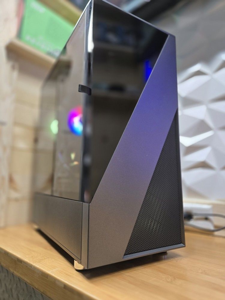 Gaming PC: RTX 4070 TI