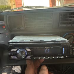 Pioneer Car Radio