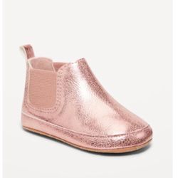 Old Navy Toddler Girl’s Pink Metallic Faux Leather Chelsea Boots / Shoes, Size 18-24 Months 
