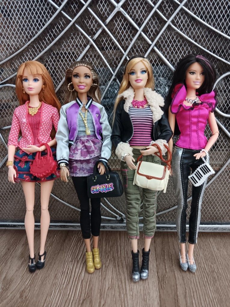 Barbie Dolls. Lot of 4,All Products : American Fashion Style Bags On Sale