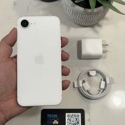 iPhone 16e 128Gb Cricket