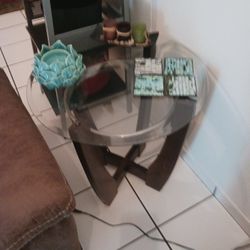 Coffee And End Tables