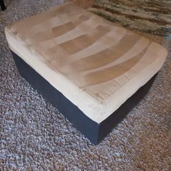 CLEAN CUTE OTTOMAN TAN AND BLACK ASKING $50  SIZE IS 30X20 AND 16IN TALL NO RIPS NO STAINS MUST PICK UP BROADWAY AND APACHE BUCKEYE AZ CASH ONLY PLS T