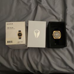 Nixon Watch / Gold&Black