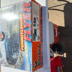 Vintage Pennsylvania Flyer Lionel Train set 