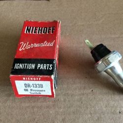 NOS Niehoff DR-133B Oil Pressure Switch Camaro Skylark Century Special