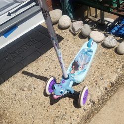 CHILDREN SCOOTER FOR SALE 