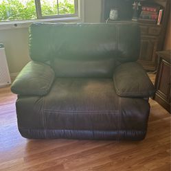 Oversize Leather Recliner