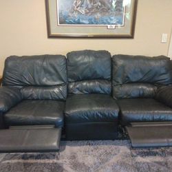 Black faux Leather Recliner Couch 