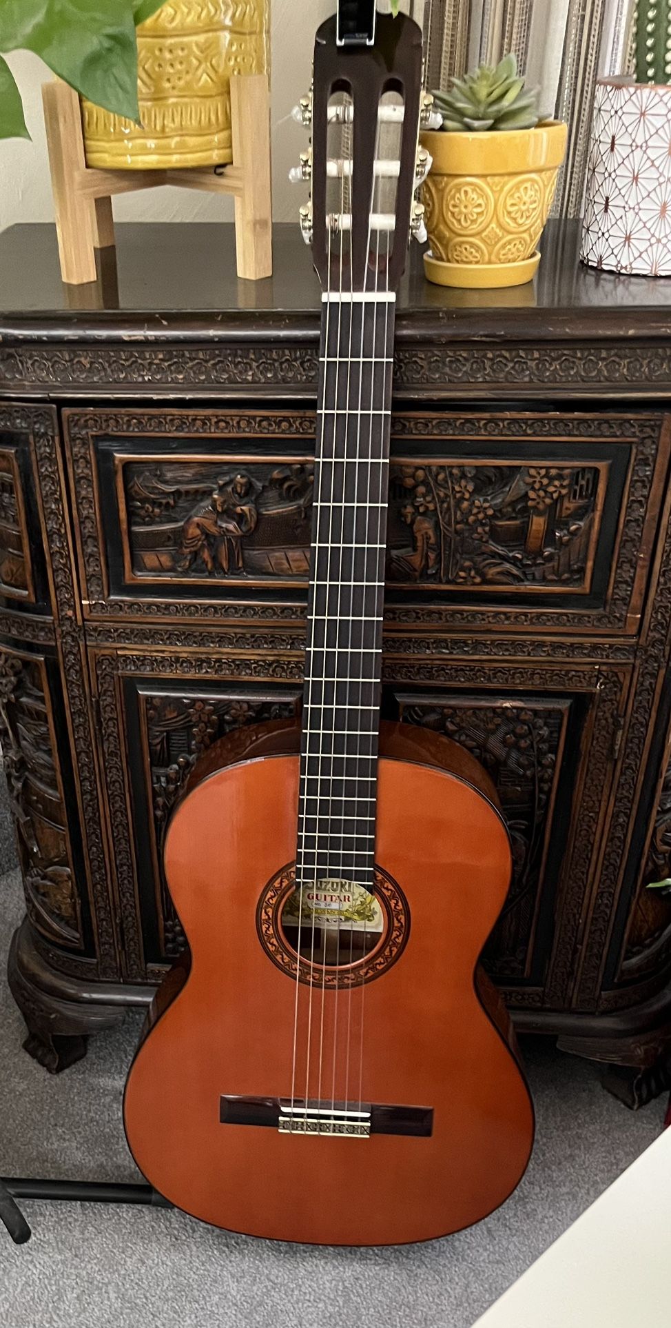 Suzuki (1976) Classical Guitar