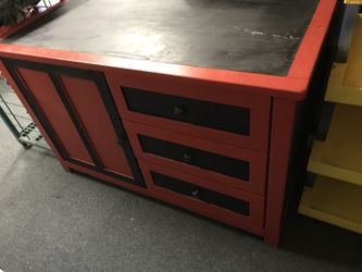 Kids dresser $40