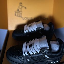 Louis Vuitton Trainer Embossed Monogram 