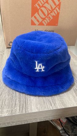 Royal blue LA fur bucket hat