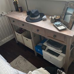 Sofa/accent table