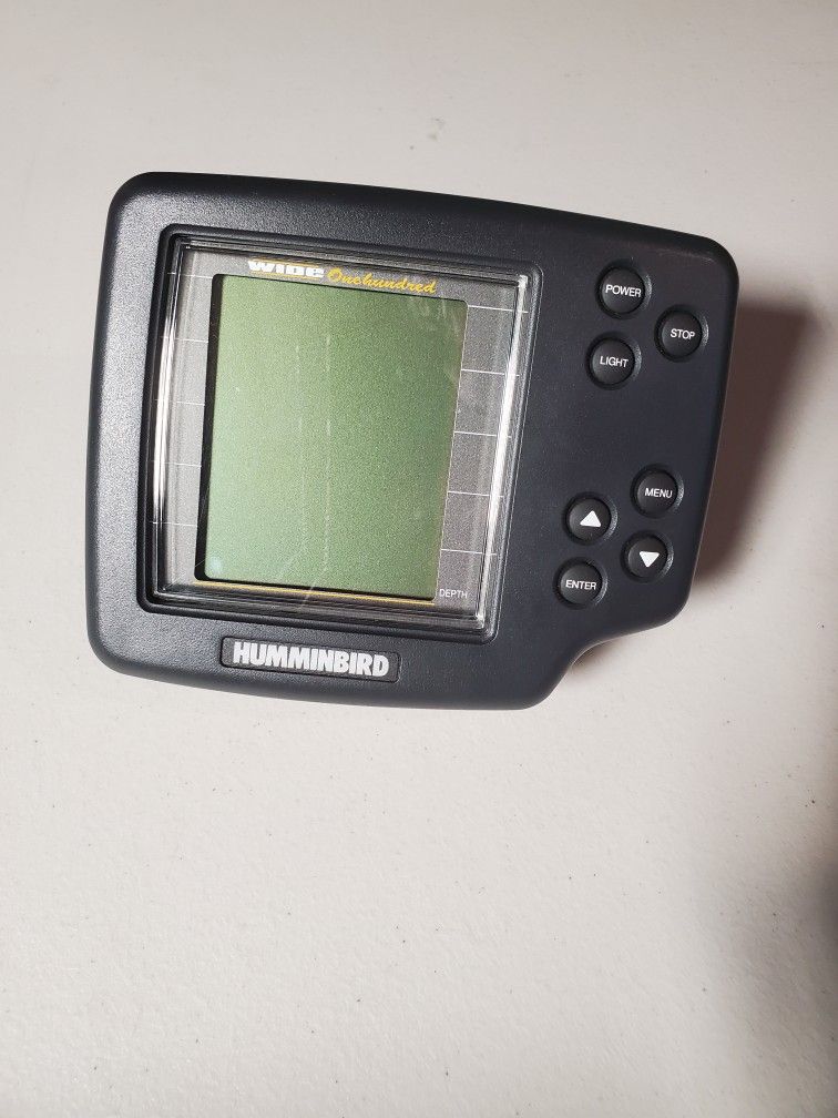 Hummingbird Wide 100 Depth Fish Finder Electronic