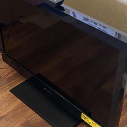 2 Led tv 32 inch emerson