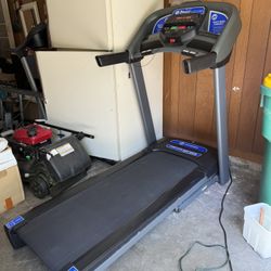 Horizon Treadmill