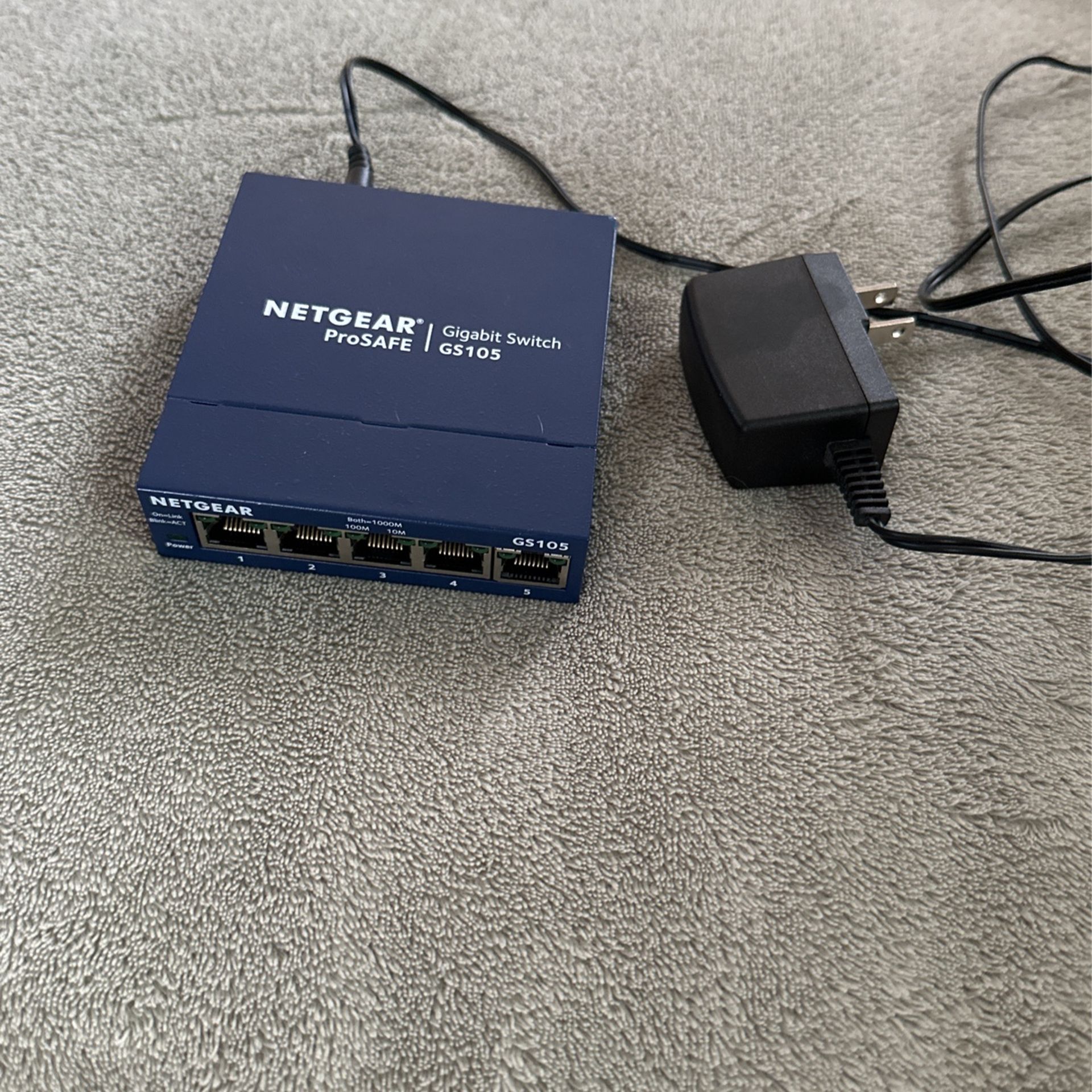 Tested Power Comes On. Netgear Gigabit Switch