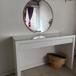 IKEA MALM WHITE DESK ( mirror included )