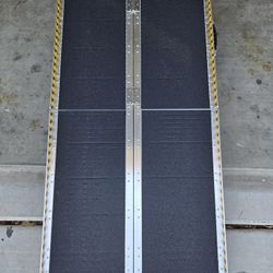 5FT Portable Wheelchair Ramp, Seamless Non-Slip Aluminum Door Threshold Ramps for Wheelchairs, Rampa