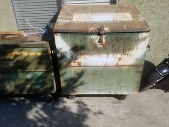 Metal storage container