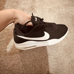 Nike Air Women’s Sneakers / Shoes 