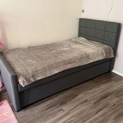 Bed Twin Trundle 