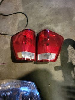 2006 Nissan Titan Stock Taillights