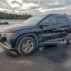 2022 2023 HYUNDAI TUCSON SEL FULL PART OUT