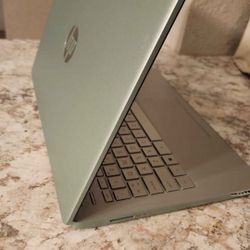 Hp 14in LAPTOP BRAND NEW