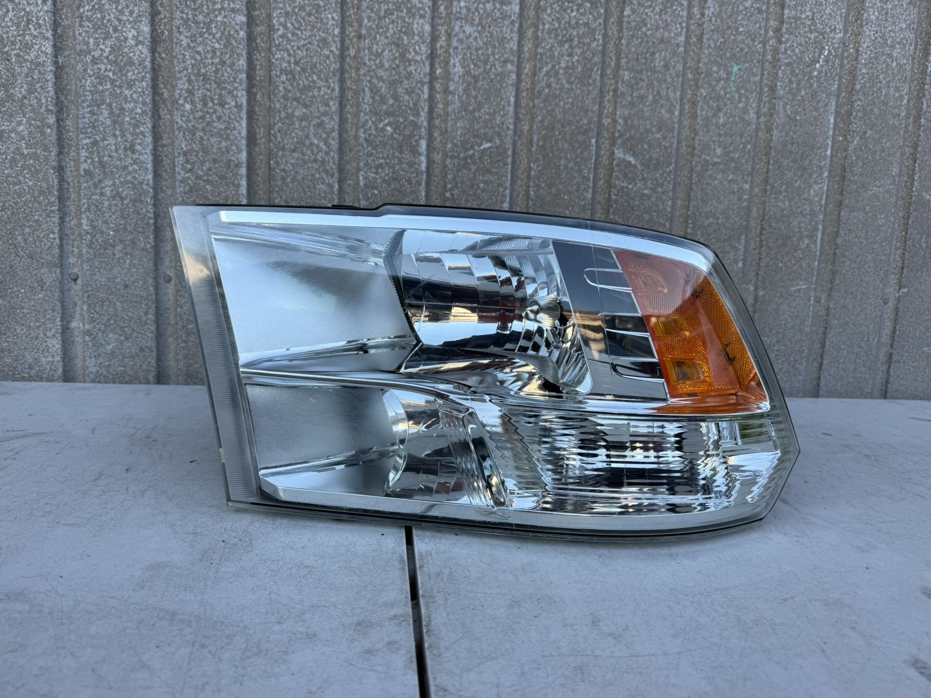 2013 2014 2015 2016 2017 2018 Dodge Ram Halogen Headlight Headlamp Left Driver Side LH Used Original OEM 