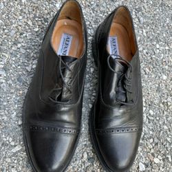 Men's Show Just Like New 