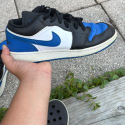 Jordan 1 Low Royal Toe 