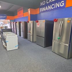 Refrigerators BLACK FRIDAY DEALS!