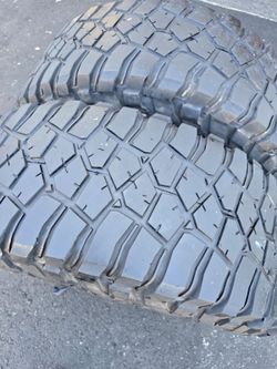 2 used tiresLt37x12.50r20  Bfgoodrich K02, DOT 2021,LR (E) $250.00 Both