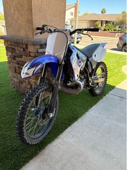 Yz250