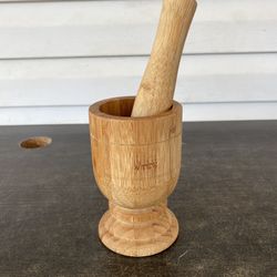 IMUSA Wooden Mortar and Pestle