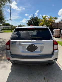 Jeep Compass SUV Silver