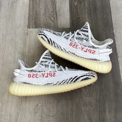 Yeezy 350 Zebra Size 9 
