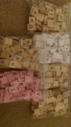 600 SCRABBLE TILES new