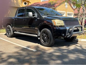 2010 Nissan Titan