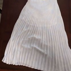 Womens White Pleaded Midi Skirt with Elastic Waistband