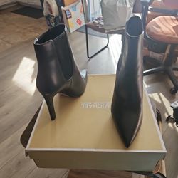 Michael Kors Boots