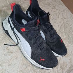 Mens Pumas 