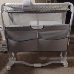 White And Grey Bassinet 