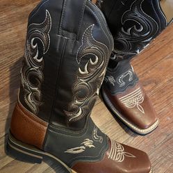 Botas Vaqueras Hombre / Cowboy for Sale in TX - OfferUp